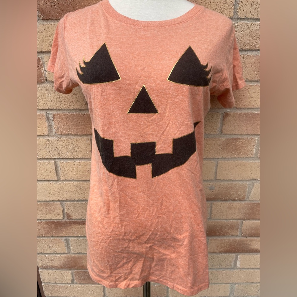 Jack-o-lantern face shirt